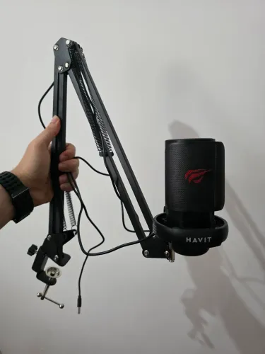 Microfone Stream Havit RGB Com Braço Articulado Gk50 Pro Preto