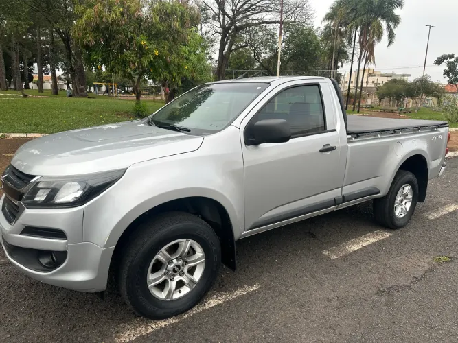 Chevrolet S10 Pick-up LS 2.8 TDI 4X4 CS Diesel 2017
