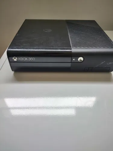 Xbox 360 Super slim