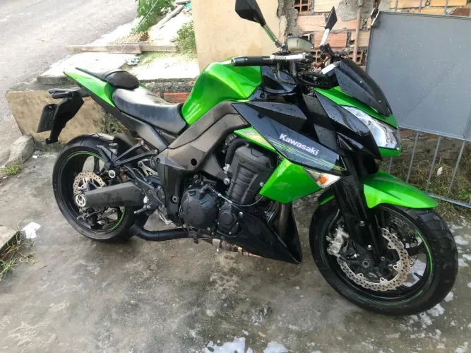 Vendo Kawasaki Z1000 