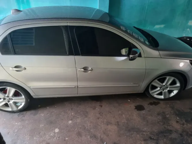 Volkswagen Voyage Comf/highli. 1.6 MI T.flex 8V 4P 2013
