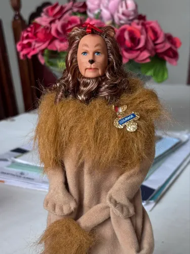 Boneco Leão Barbie - O Mágico de Oz - Mattel