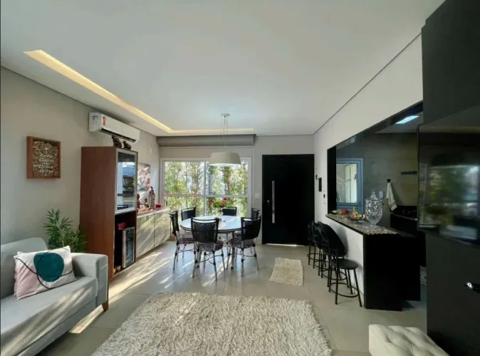 Casa à venda no Condomínio Manhattan em Uberlândia