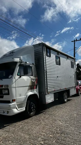 CAMINHÃO MOTORHOME