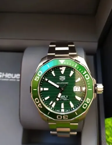 relógio Tag Heuer Aquaracer WAY201S.BA0927 Hulk Automático 43mm