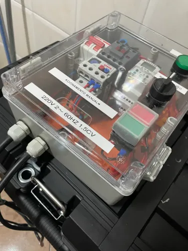 Caixa de comando elétrico para bomba de piscina