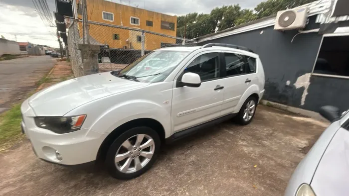 Mitsubishi Outlander 2.0 16V 160cv Aut. 2012