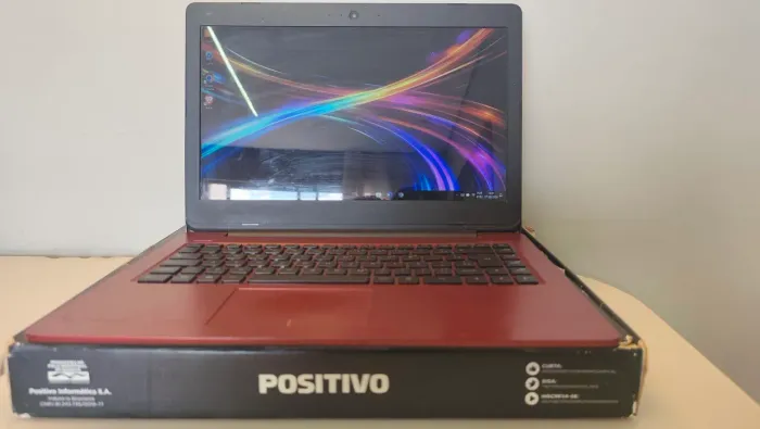 notebook Ultrabook red slim 4 GB