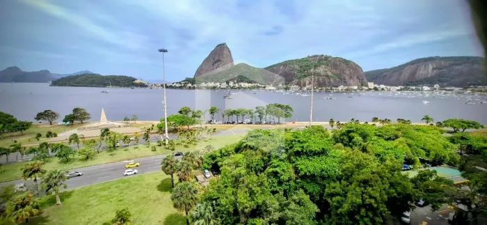 Alto Padrão para Venda em Rio de Janeiro, Flamengo, 4 dormitórios, 1 suíte, 3 banheiros, 1