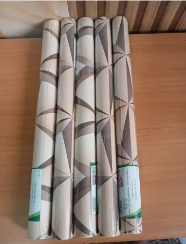 Papel de parede adesivo 5m × 45cm