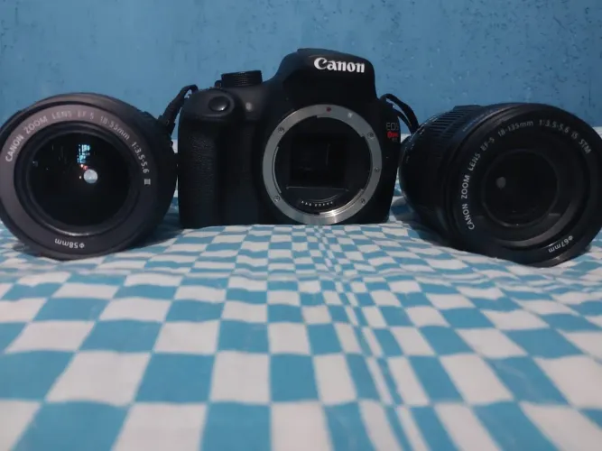 OPORTUNIDADE!!! Kit câmera canonT5 + 2 lentes (18-55 e 18-135mm)