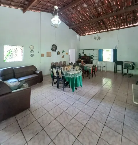 Chácara com 4 quartos em Aldeia dos Camarás