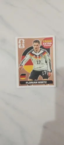 A venda de uma figurinha legend 