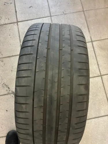 255/35r19 Run flat