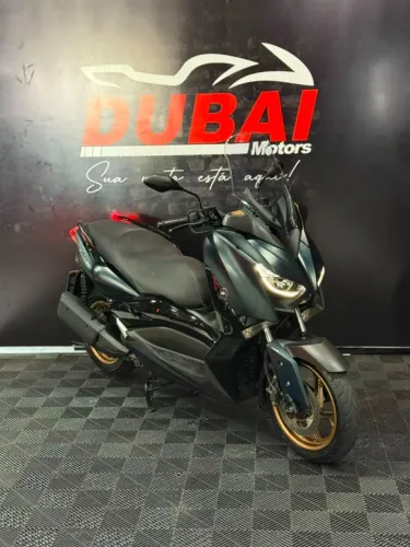 YAAMHA XMAX 2023