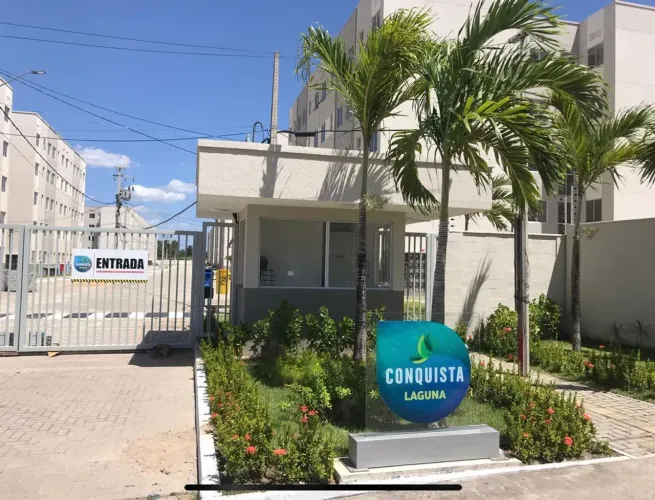 Imóvel para aluguel possui 45 metros quadrados com 2 quartos em Parque Dois Irmãos - Forta