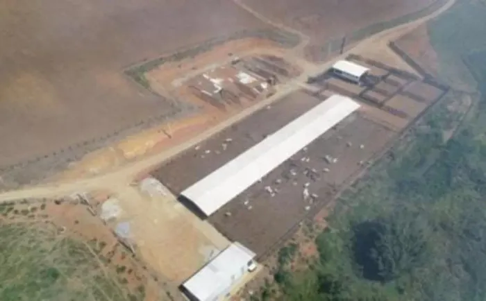 EXCELENTE FAZENDA COM SISTEMA DE CONFINAMENTO A VENDA NA REGIÃO DE SÃO JOSÉ DOS CAMPOS - S