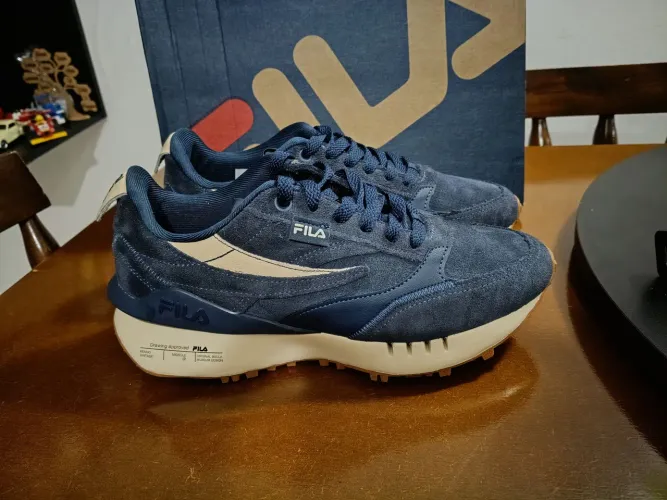 Tênis Fila Renno azul N° 39