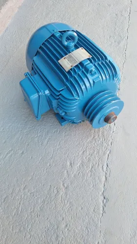 Motor elétrico trifásico 5 cv rotação 1160. 6 polos.