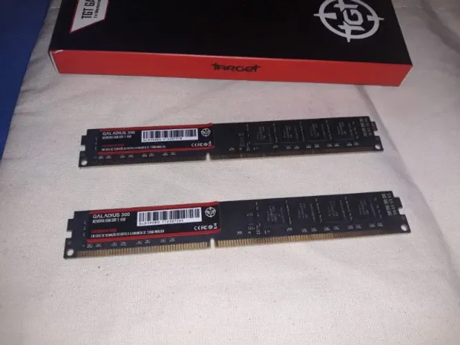 Kit 2 Memorias Ram (2x8gb)