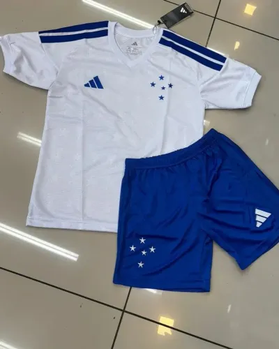Conjunto infantil do Cruzeiro 01 ao 12 anos