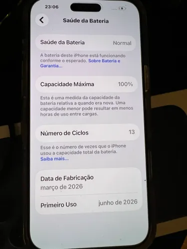Iphone 17 pro max azul com 13 ciclos