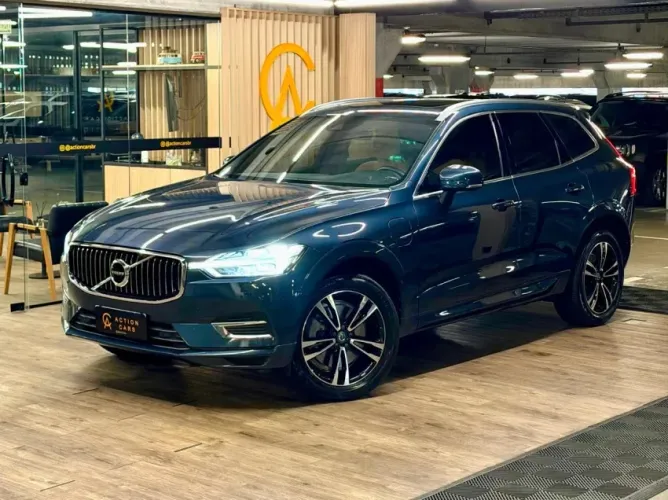 Volvo XC-60 XC 60 T-8 Híbrido Momentum 2.0 5P 2020