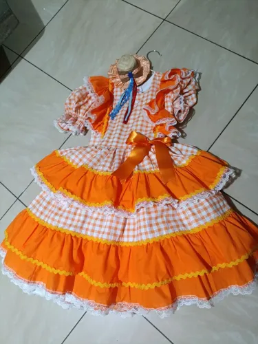 Vestido são João menina 5anos