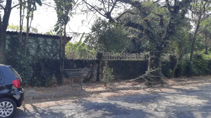 Lote bairro Bandeirantes excelente localização