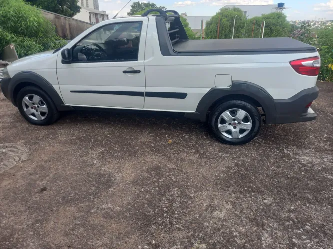 STRADA WORKING HARD 1.4 CS COMPLETA SEGUNDO DONO PERICIADA SUPER CONSERVADA 