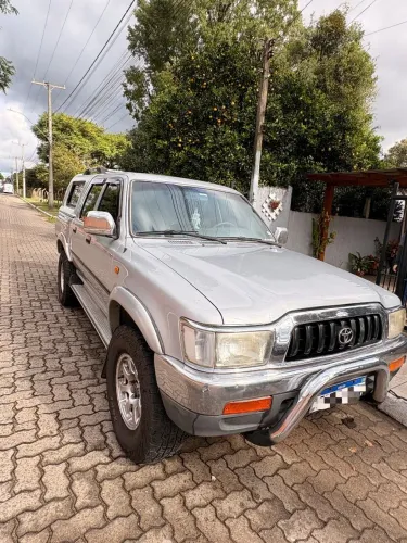 Toyota Hilux CD SRV 4X4 3.0 8V 116cv TB Diesel 2002