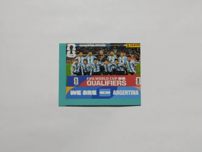 Figurinha mal cortada perfilada da Argentina Copa de 2026