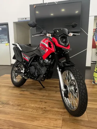 CROSSER S ABS