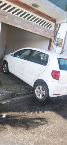 Volkswagen Fox 1.6 MI Total Flex 8V 5P 2013