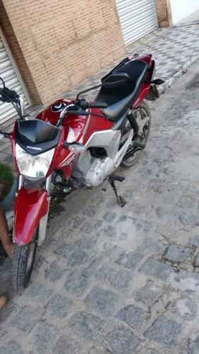 Vendo Titan CG150 2014