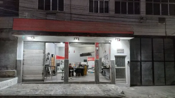 Galpão Comercial com Loja + Escritório - 675m² em Nilópolis