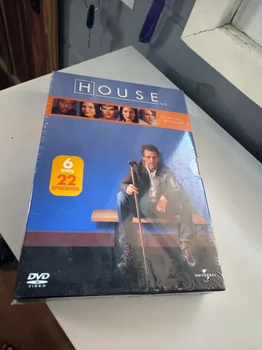 DVD original Série Dr House 1 temporada lacrado