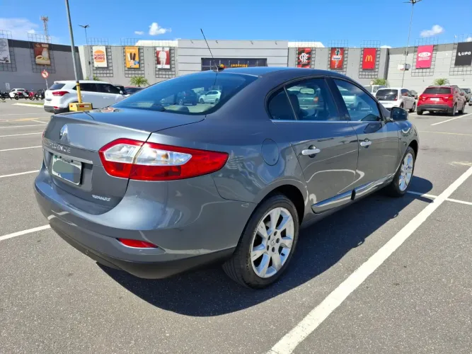 Renault Fluence Sedan Privilège 2.0 16V Flex AUT 2013