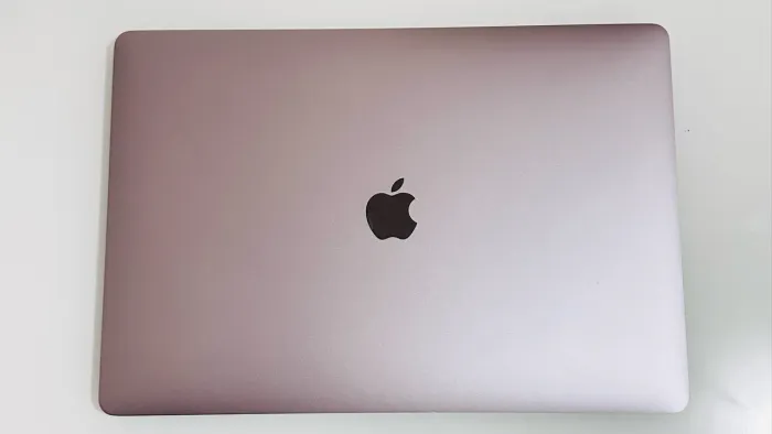 SUPER PROMOÇÃO - MacBook Pro 15" Intel i9
