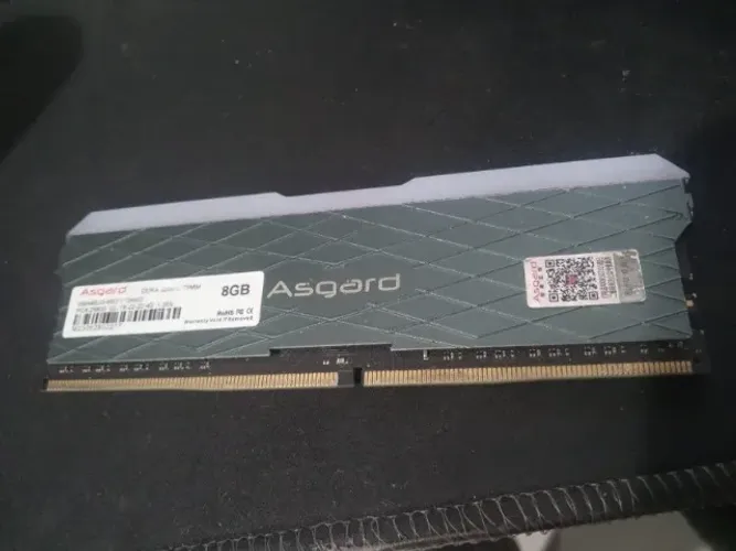 Memória Ram asgard 3200 mhz 8gb com RGB