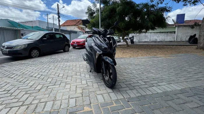 Moto Neo 125 ano 2025