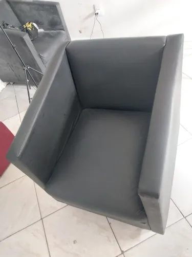 Poltrona pra salão ou casa