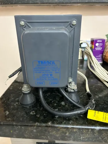 Transformador 110V/220V