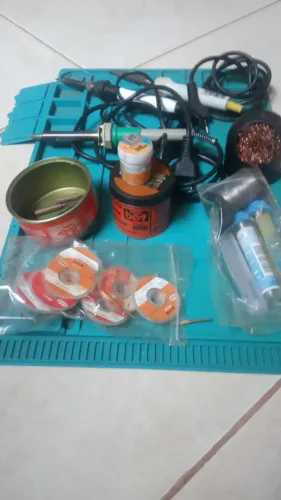 Ferros De Solda 220V Usados + Insumos De Solda