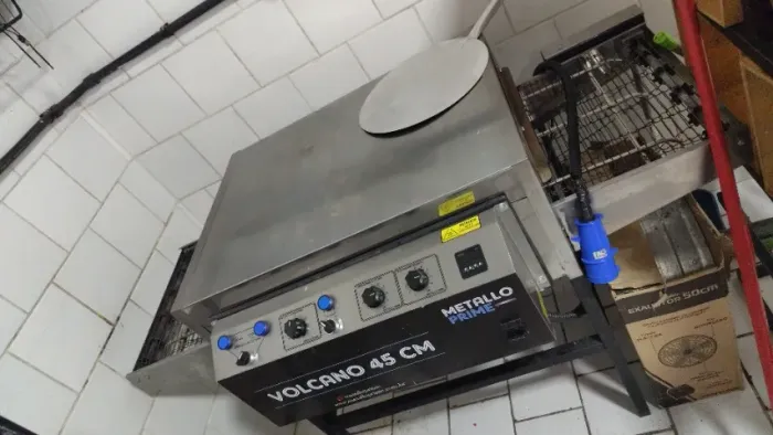 Forno pizzaria elétrico
