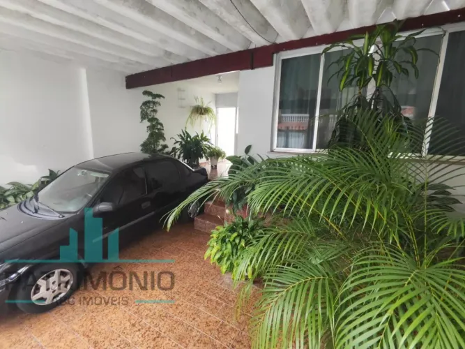 Casa térrea à venda ao lado do Parque Chico Mendes em São Caetano do Sul/SP