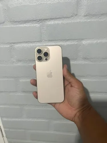 Vendo iPhone 16 pro Max 256 GB de memória 