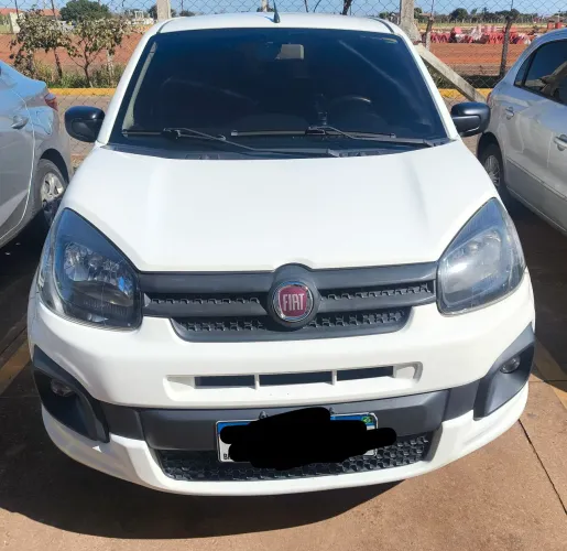 Fiat Uno Attractive 1.0 EVO Fire Flex 8V 5P 2021