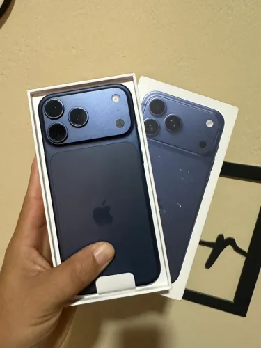 iPhone 17 pro max 256gb zero