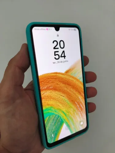 Celular Samsung A33 em estado de novo